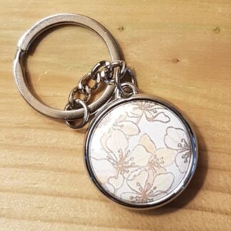 Magnolia keychain