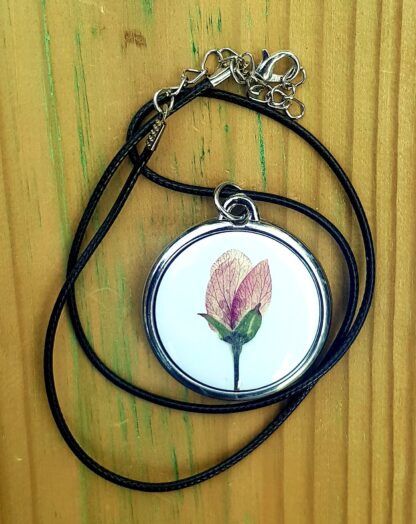 Flower Bud necklace